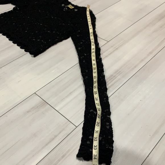 Show me your MUMU crop top - Picture 11 of 17